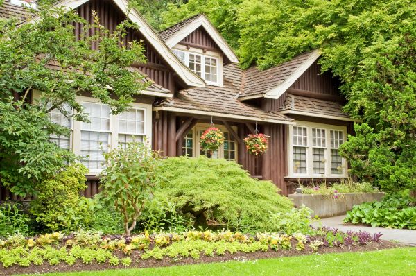 Log Home Landscaping in Seminole