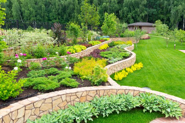 Home Garden Landscaping in Seminole
