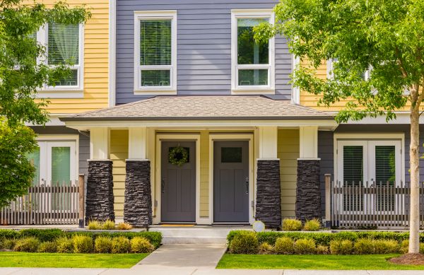 Townhouse Landscaping in Seminole